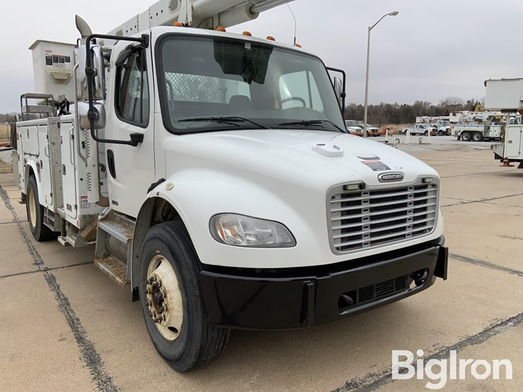 2010-freightliner-m2-106-s/a-bucket-truck-image-15