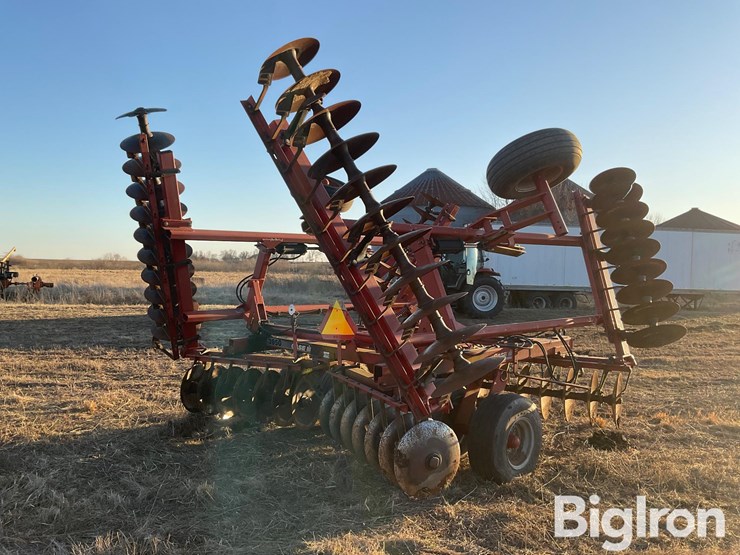 case-ih-3950-image-5