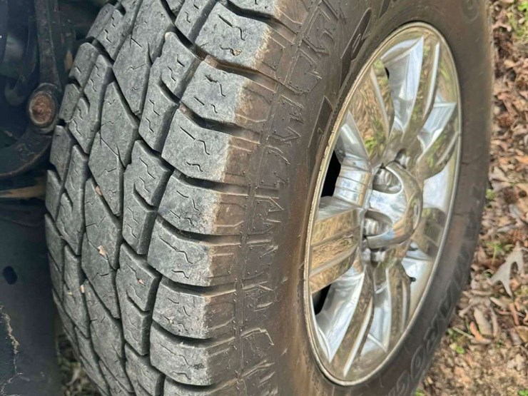 2012-ford-f150-xlt-image-17