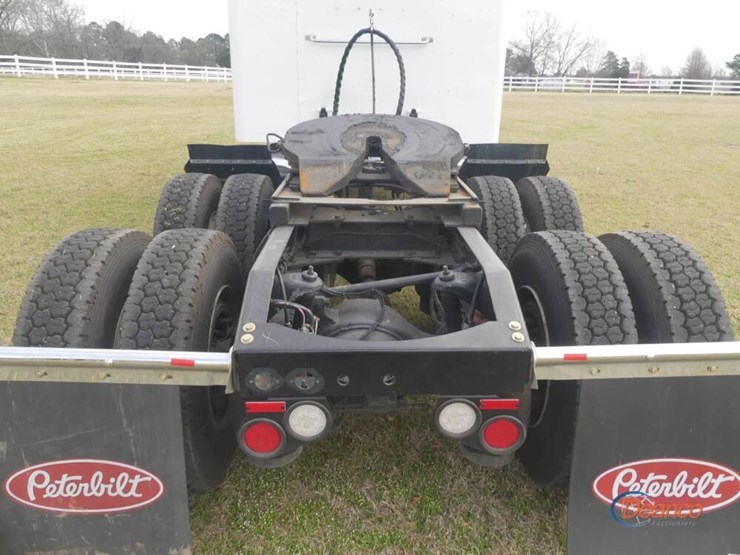 2007-peterbilt-379-image-6