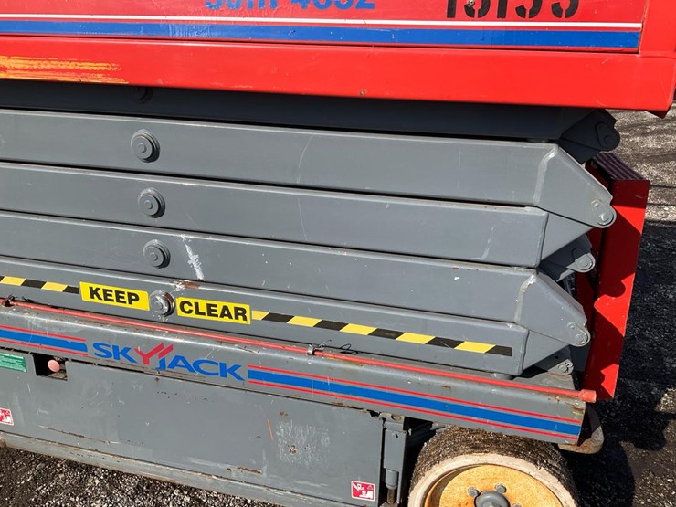 2006-skyjack-sjiii4632-image-13