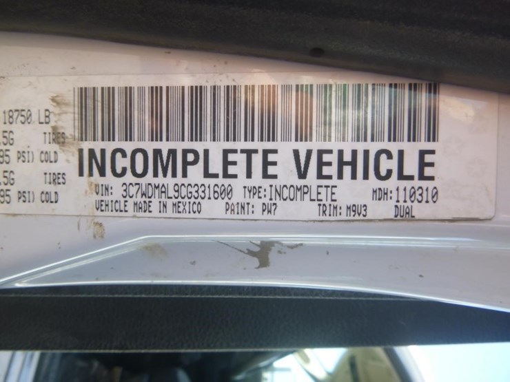 2012-dodge-ram-5500-image-22