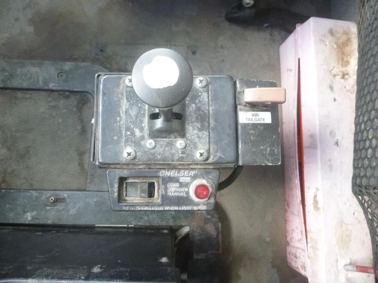 2008-sterling-lt9500-image-6