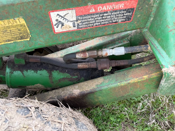 john-deere-36-image-45