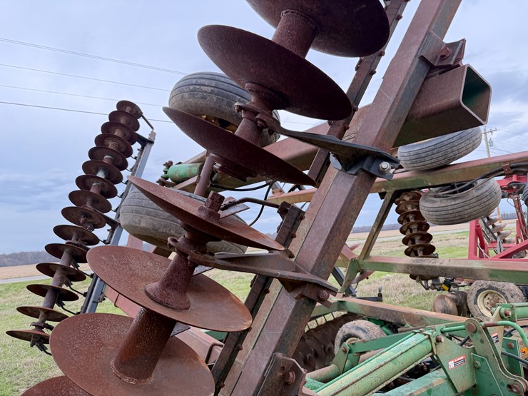 john-deere-36-image-42