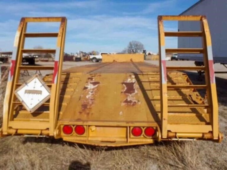 1998-neville-trailer-image-11