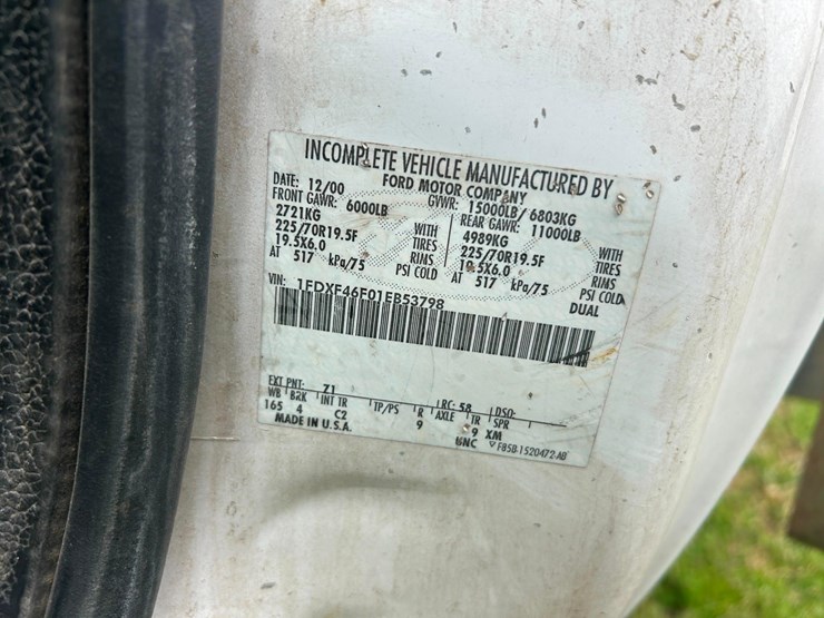 2001-ford-f450-image-9