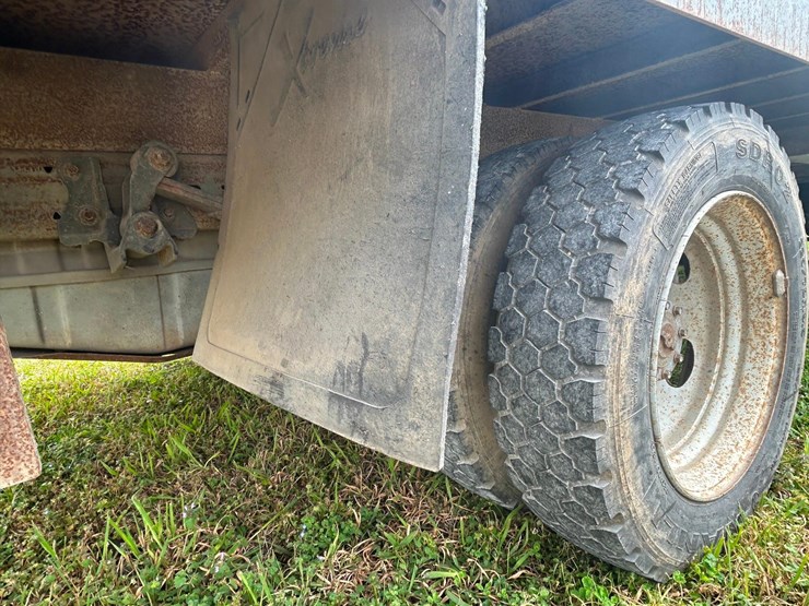 2001-ford-f450-image-22