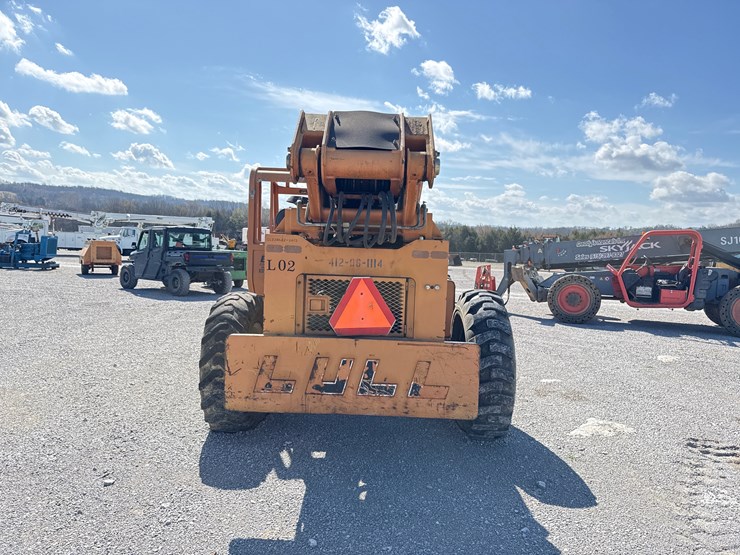 lull-644b-42-image-7