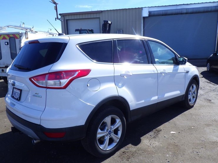 2013-ford-escape-image-3