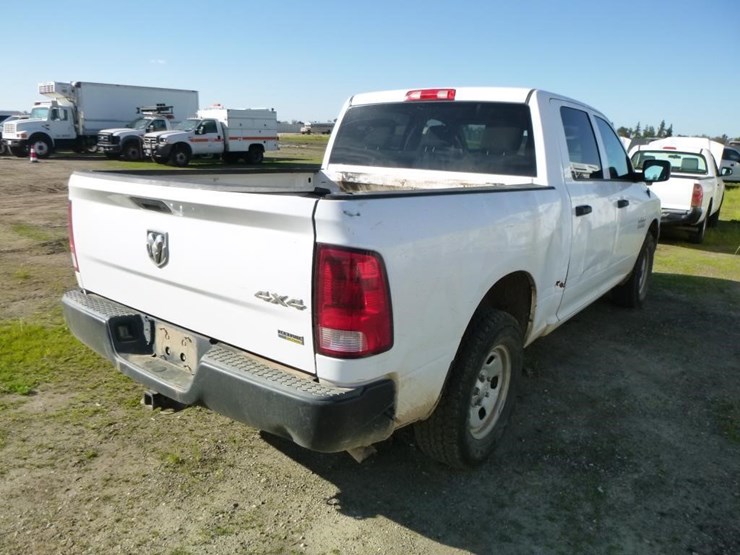 2014-dodge-1500-image-3