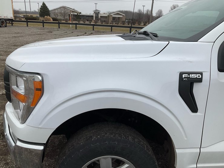 2021-ford-f150-xl-image-13