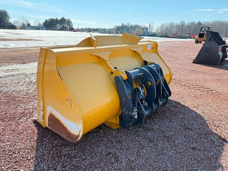 #413-•-lot-413-image-6