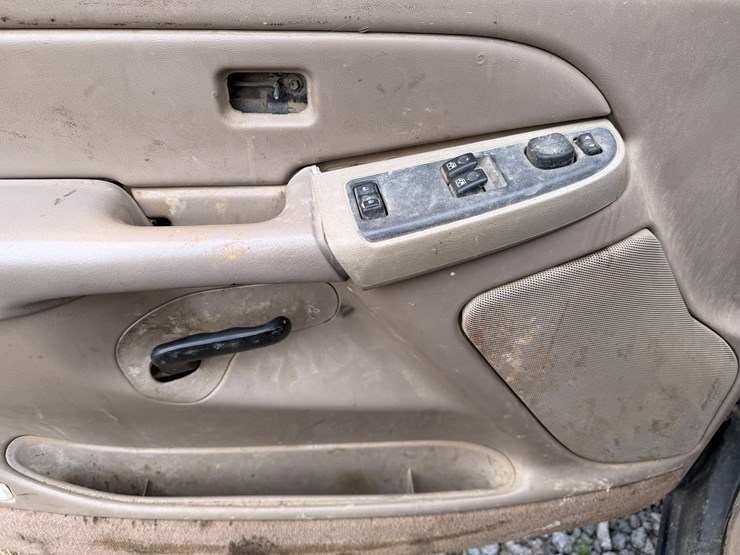 2005-chevrolet-silverado-1500-image-53