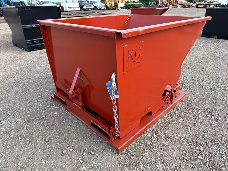 self-dumping-hopper-with-fork-pockets-image-3