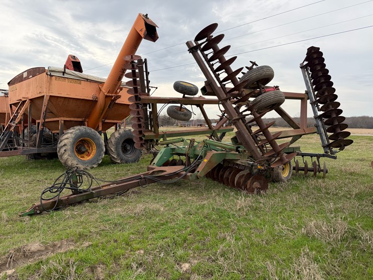 john-deere-36-image-1