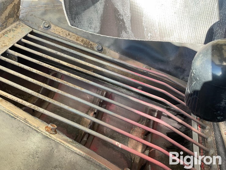 2010-unverferth-3750-image-19