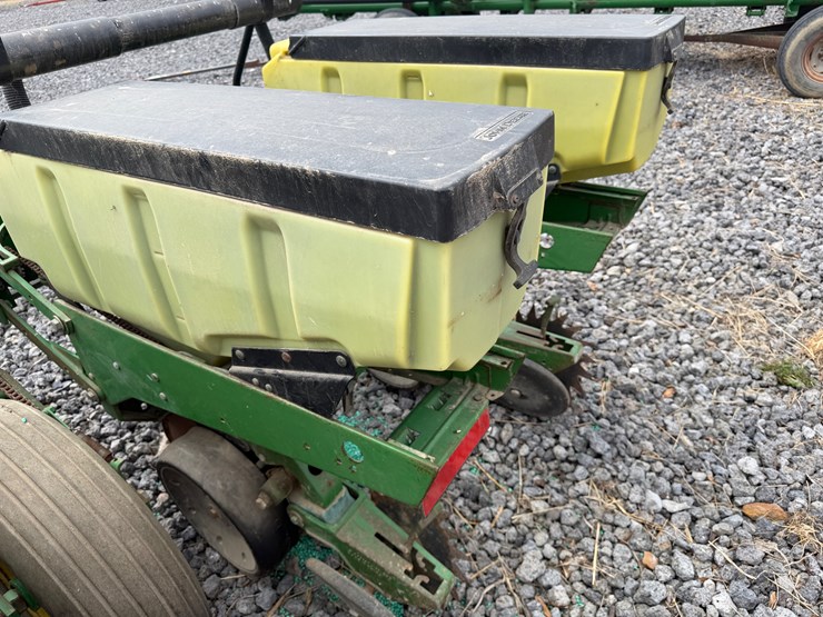 john-deere-12-image-20