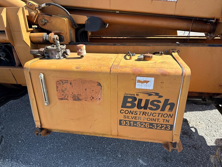 lull-644b-42-image-16