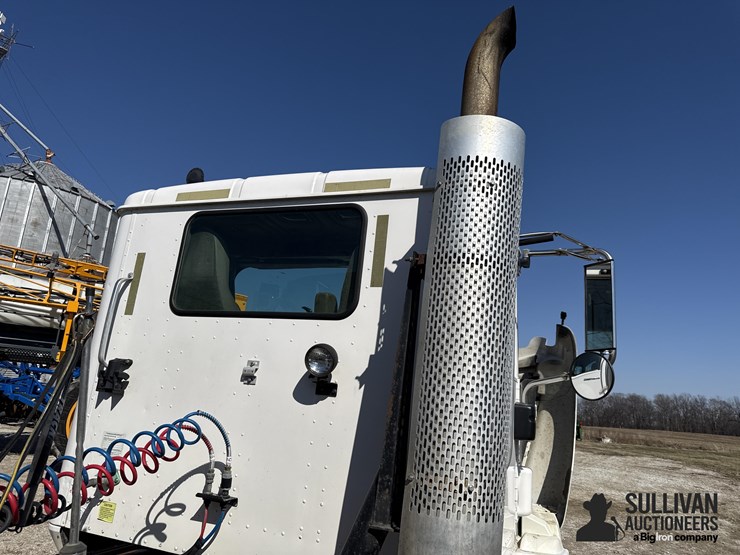 2004-international-9200-image-20