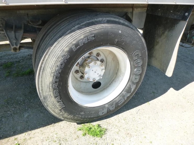 1995-international-4900-image-38