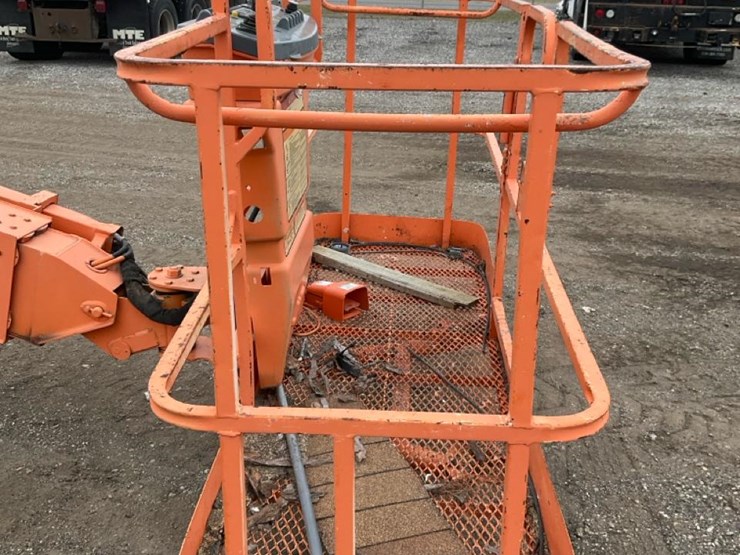 2002-jlg-601s-image-10