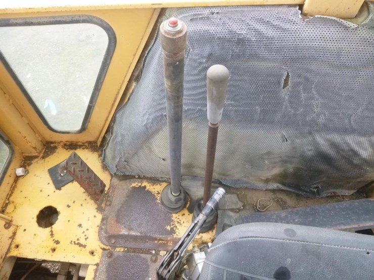 1986-ford-655a-image-24