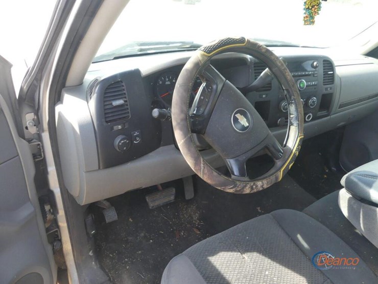 2008-chevrolet-silverado-1500-image-9