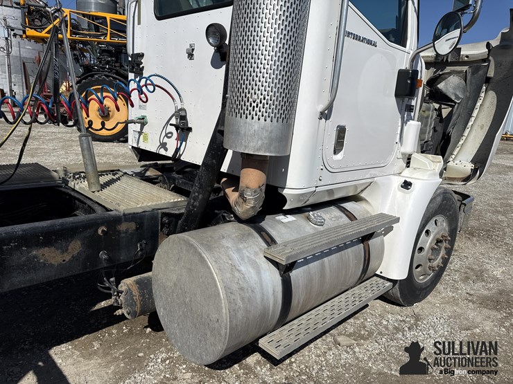 2004-international-9200-image-18