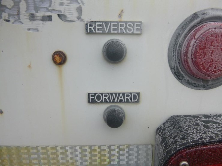 2008-ford-f550-image-11