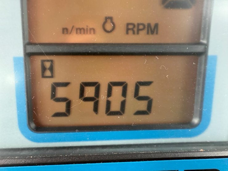 new-holland-8770-image-64