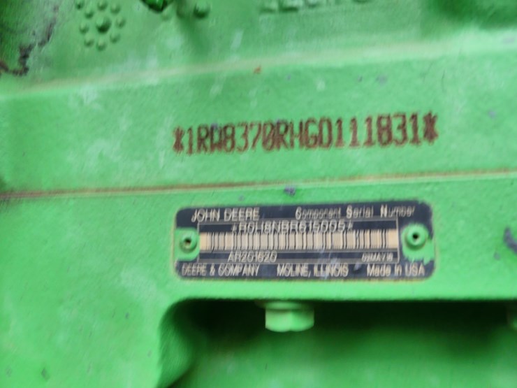 john-deere-8370r-image-18