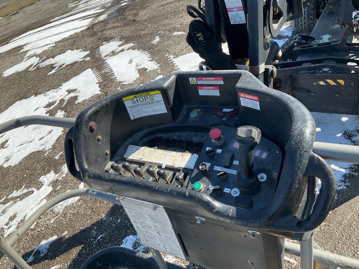 #1250-•-2016-niftylift-sd64d-articulating-boom-lift-image-12