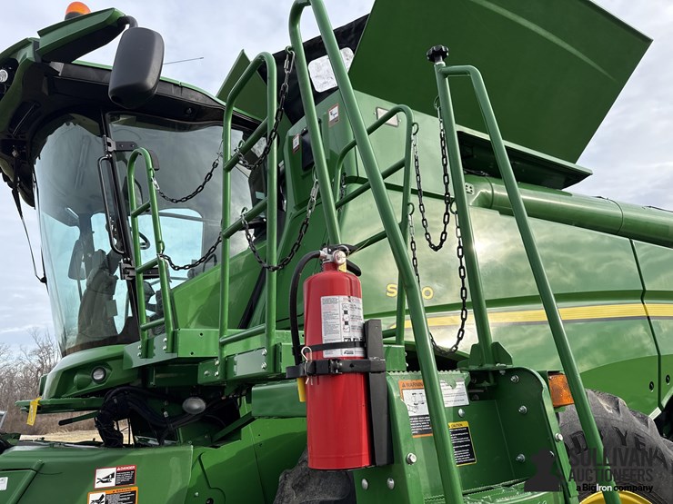 2013-john-deere-s690-image-11