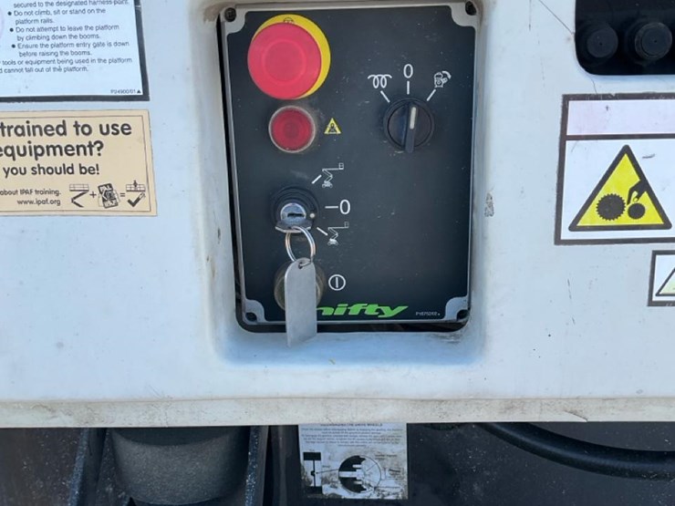 #1250-•-2016-niftylift-sd64d-articulating-boom-lift-image-56