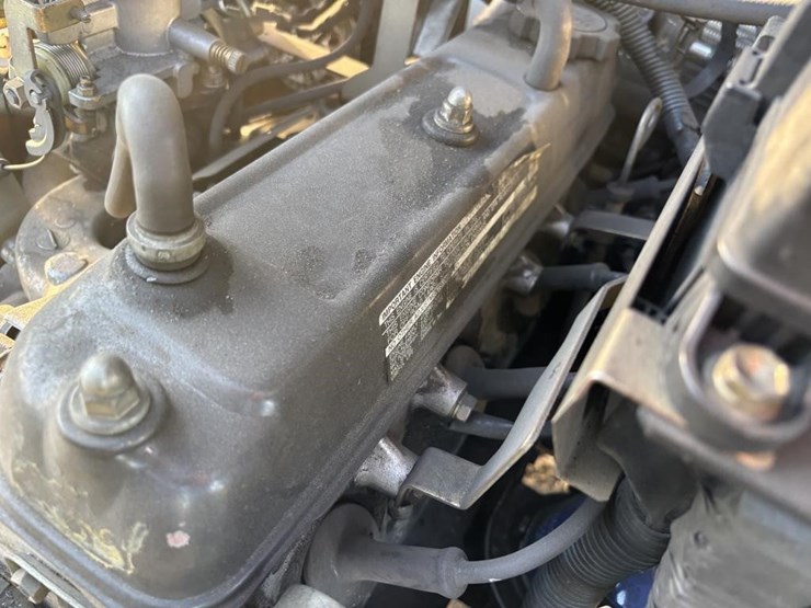 2004-toyota-7fgcu15-image-34