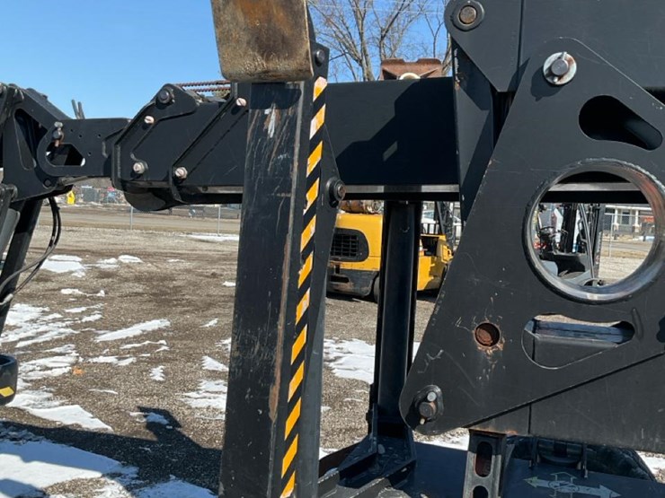 #1250-•-2016-niftylift-sd64d-articulating-boom-lift-image-31