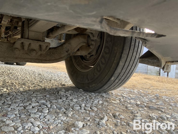 2016-international-prostar-image-12