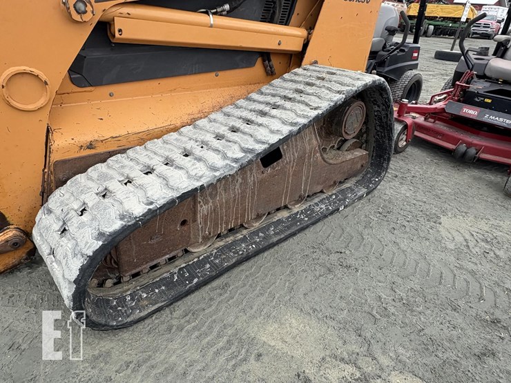 2010-case-445ct-3-image-5