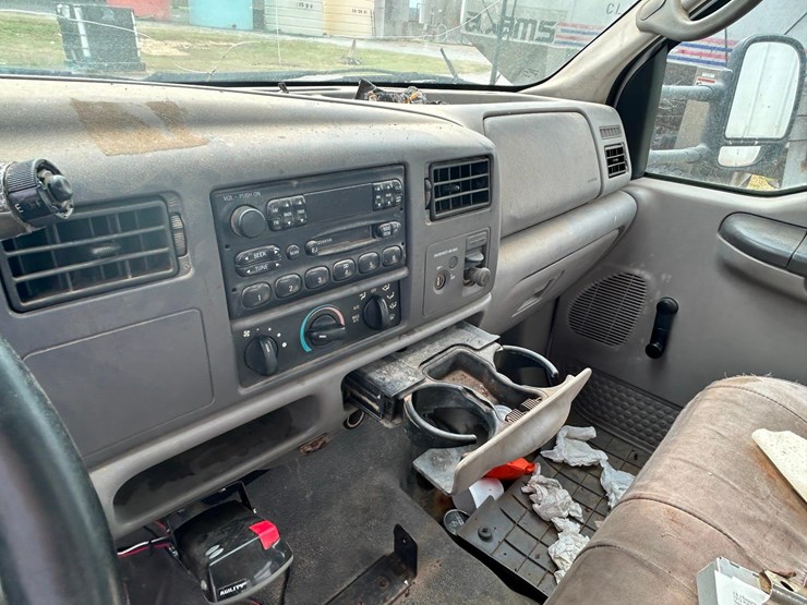 2001-ford-f450-image-36