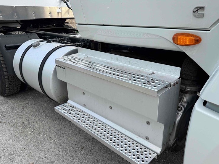 2020-international-prostar-image-8