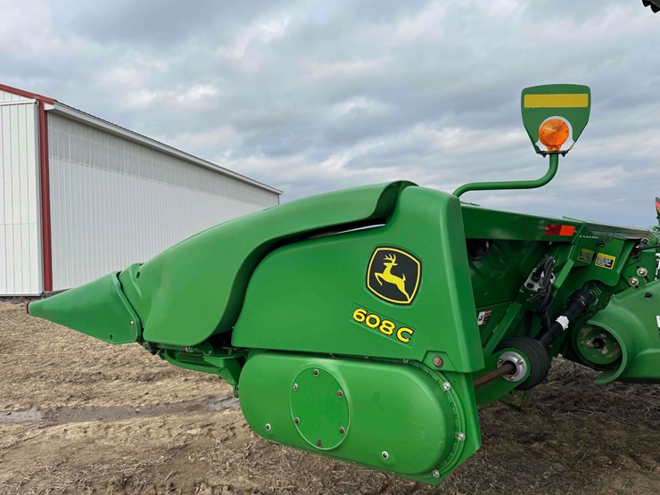 john-deere-608c-image-2