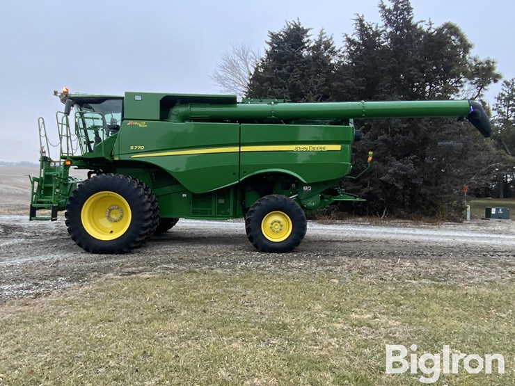2019-john-deere-s770-image-8