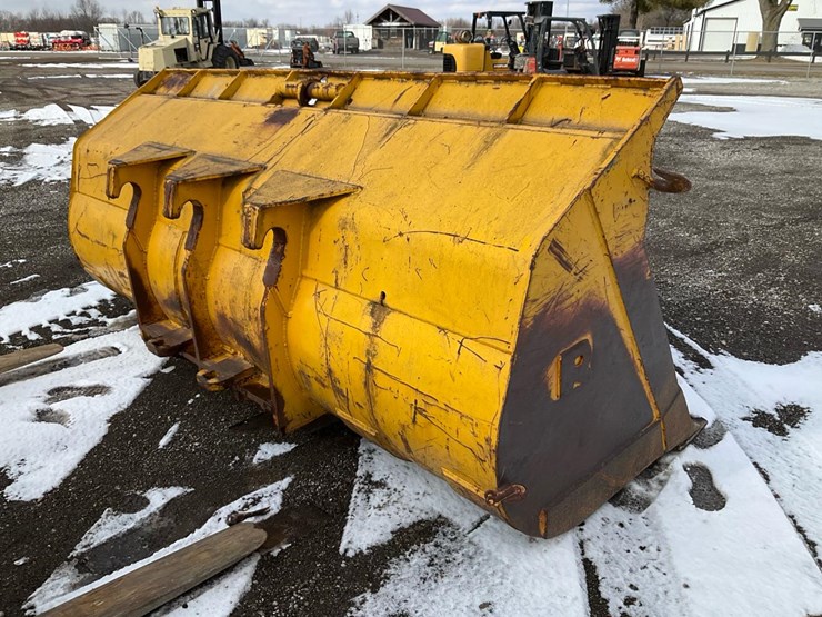 #1400-•-komatsu-wheel-loader-image-105