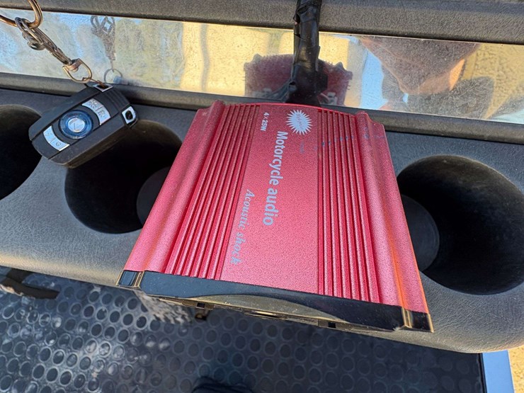 2007-tomberlin-32v-electric-golf-cart-image-18