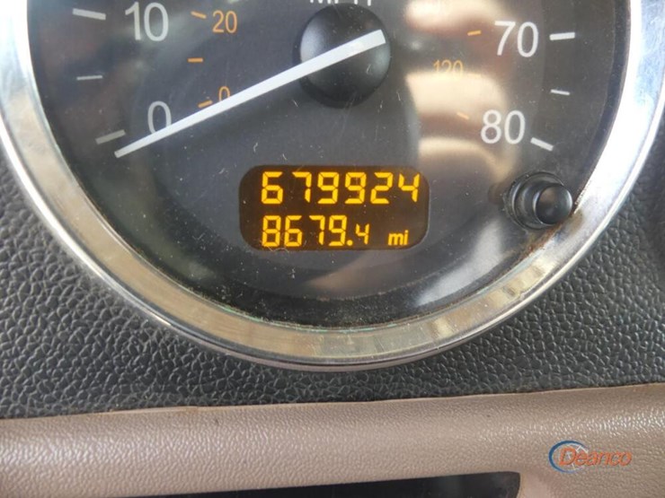 2012-peterbilt-389-image-19