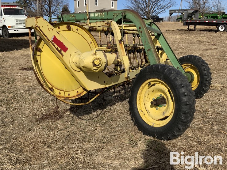 john-deere-670-image-7