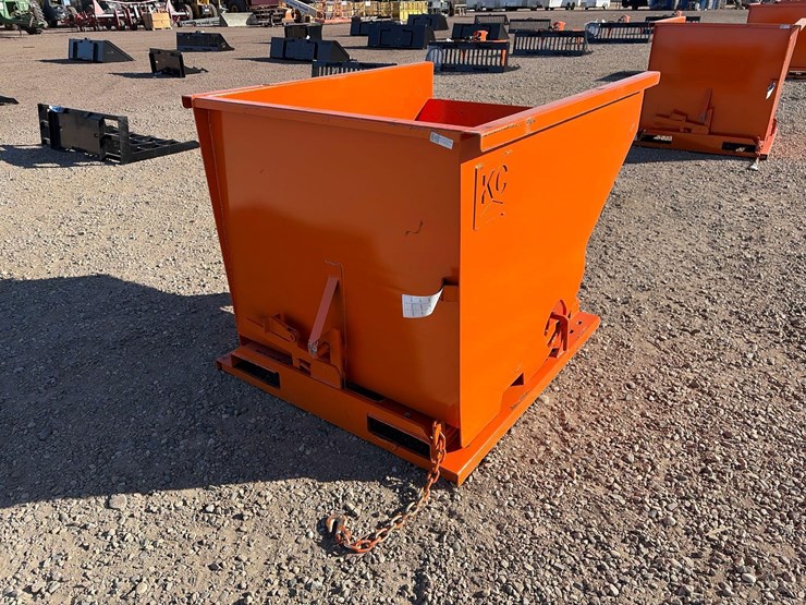 self-dumping-hopper-with-fork-pockets-image-4