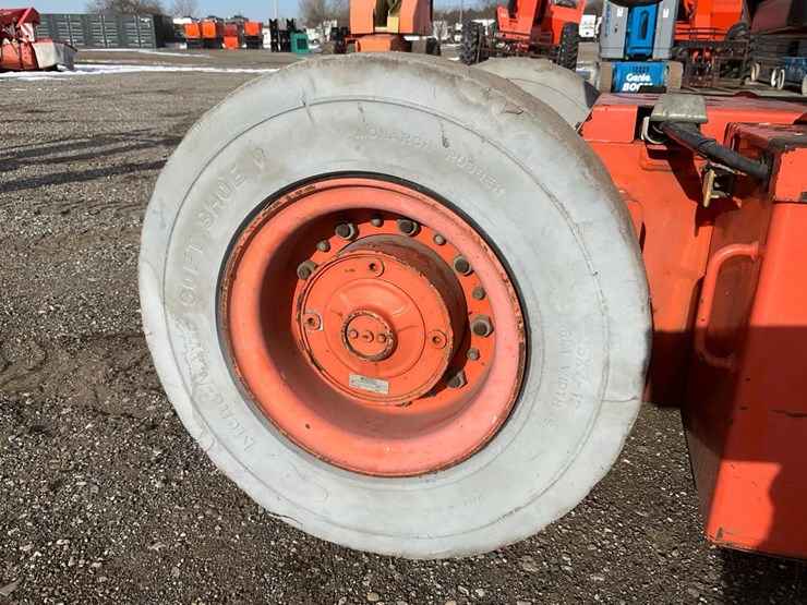 2000-jlg-e300ajp-image-24