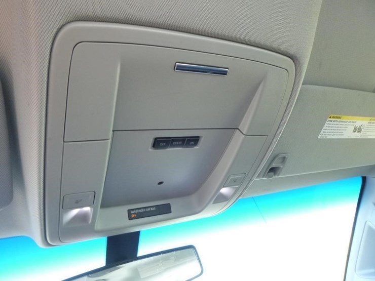 2019-chevrolet-1500-image-12